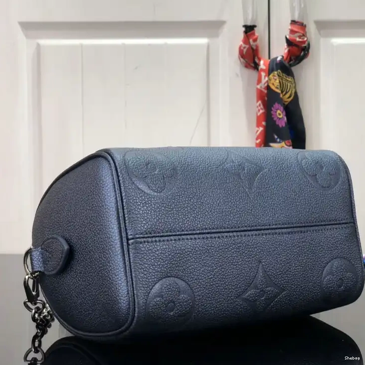 2111FY0059 Bags LV 0504
